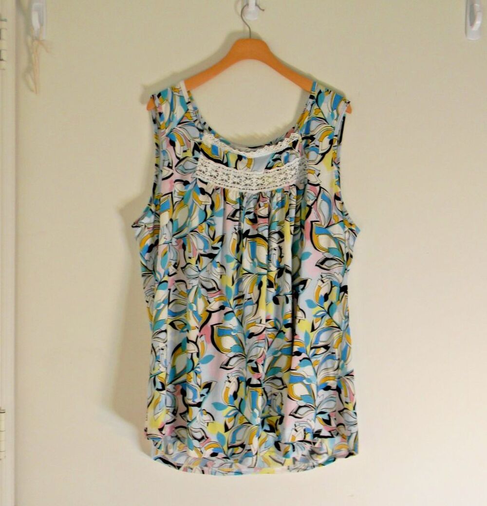 Stem & Vine Sleeveless Blue Black Floral Plus Tank Cami Career Size 3X NWOT